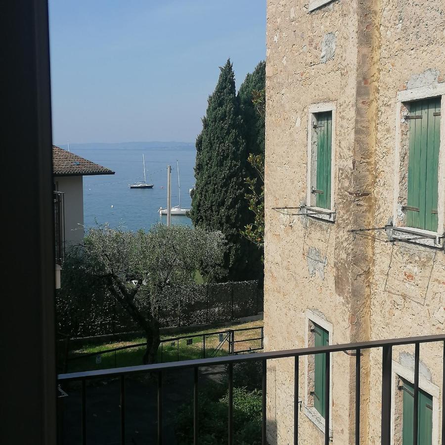 New Marina Apartments Torri Del Benaco Dış mekan fotoğraf